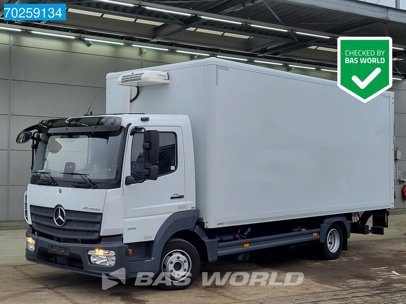 Mercedes-Benz Atego 816 4X2 8tonner Thermo King B-100 MAX Ladebordwand Euro 6 - Рефрижератор камион: снимка 1 Mercedes-Benz Atego 816 4X2 8tonner Thermo King B-100 MAX Ladebordwand Euro 6 - Рефрижератор камион: снимка 1
