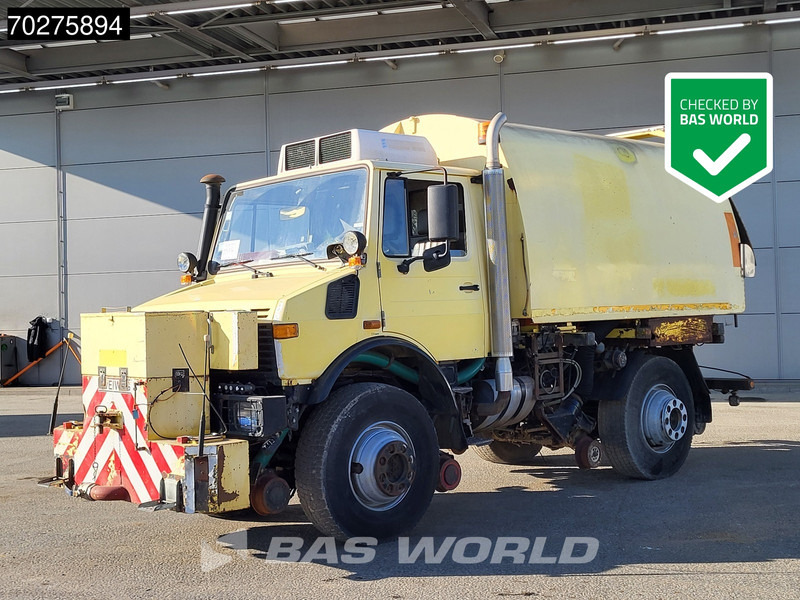 Mercedes-Benz Unimog 1650 4X4 Assaloni Vaccuum truck 4x4 Railway Manual Euro 2 - Каналопочистваща машина: снимка 1 Mercedes-Benz Unimog 1650 4X4 Assaloni Vaccuum truck 4x4 Railway Manual Euro 2 - Каналопочистваща машина: снимка 1