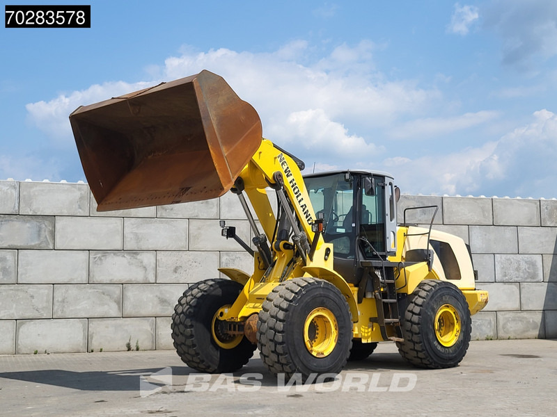 New Holland W270 - Колесен товарач: снимка 2 New Holland W270 - Колесен товарач: снимка 2