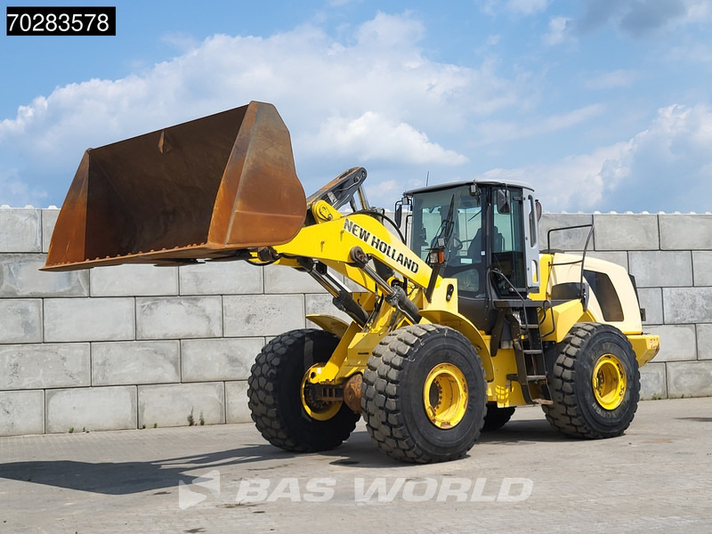 New Holland W270 - Колесен товарач: снимка 3 New Holland W270 - Колесен товарач: снимка 3