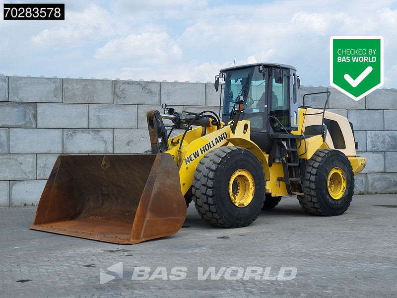 New Holland W270 - Колесен товарач: снимка 1 New Holland W270 - Колесен товарач: снимка 1