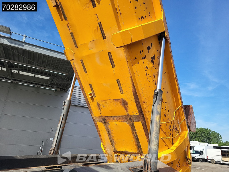 Renault Kerax 420 6X4 Retarder Kipper Full Steel Big Axle Euro 3 - Самосвал камион: снимка 5 Renault Kerax 420 6X4 Retarder Kipper Full Steel Big Axle Euro 3 - Самосвал камион: снимка 5