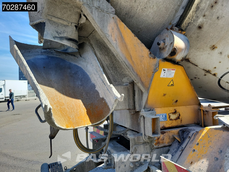 Бетоновоз Scania P410 8X4 9m3 Liebherr mixer 3-Pedals Steering axle Big-Axle Euro 6: снимка 16