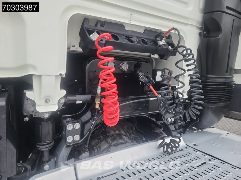 DAF XF 480 4X2 ENGINE PROBLEM! SC 2xTanks - Влекач: снимка 5 DAF XF 480 4X2 ENGINE PROBLEM! SC 2xTanks - Влекач: снимка 5