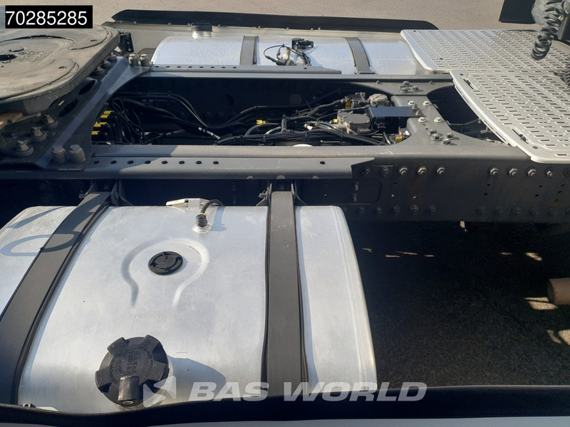 Влекач DAF XG 480 4X2 Retarder Standklima 2xTanks ACC LED Euro 6: снимка 12