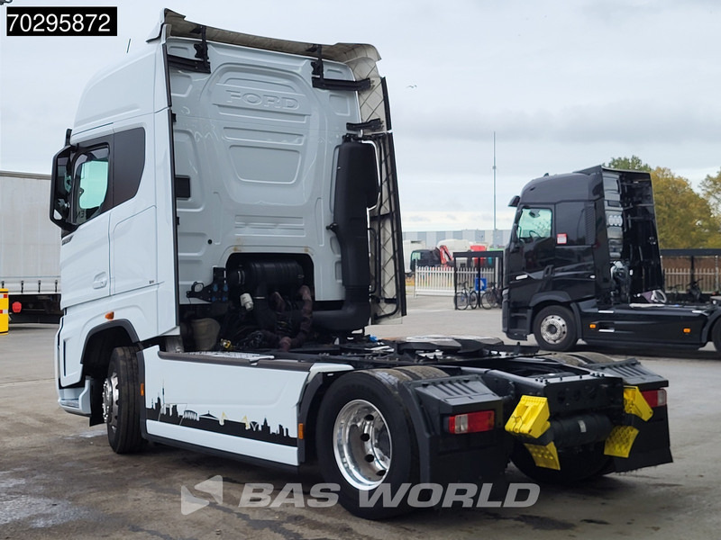 Ford F-Max 500 4X2 Retarder Standairco 2xTanks ACC LED Euro 6 - Влекач: снимка 2 Ford F-Max 500 4X2 Retarder Standairco 2xTanks ACC LED Euro 6 - Влекач: снимка 2