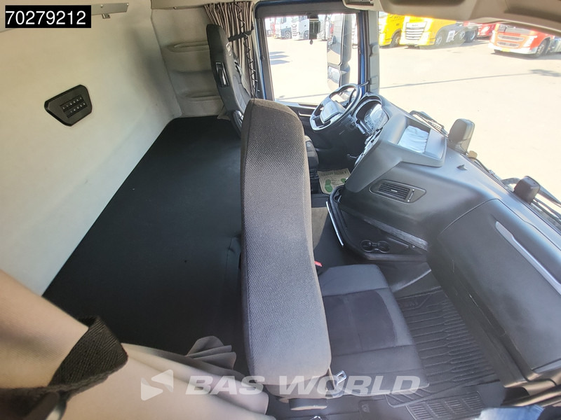 Влекач Iveco S-Way 460 4X2 Mega 2x LNG Tanks Retarder ACC Euro 6: снимка 19
