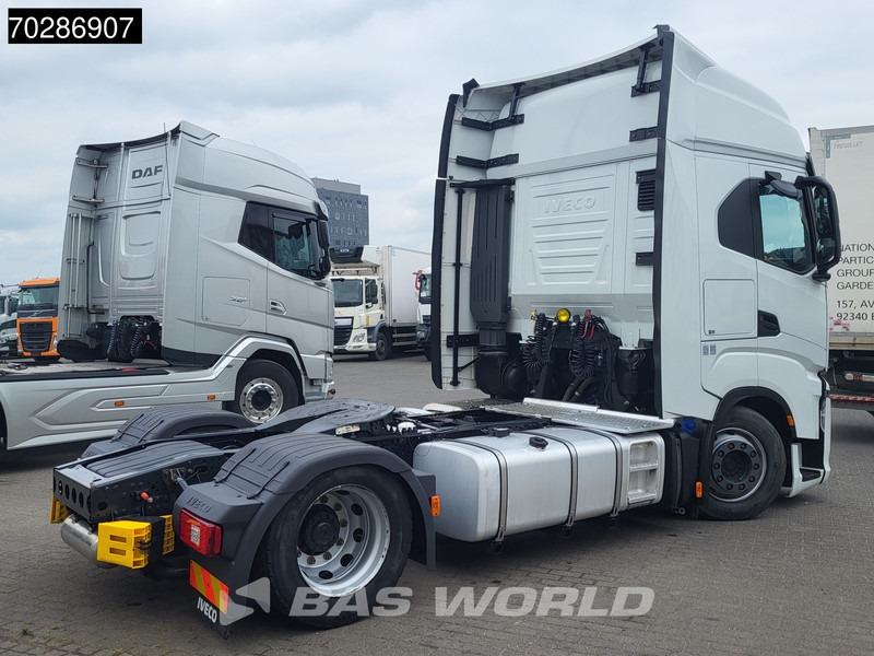 Iveco S-Way 480 4X2 Mega Retarder Standklima 2xTanks Navi ACC LED Euro 6 - Влекач: снимка 5 Iveco S-Way 480 4X2 Mega Retarder Standklima 2xTanks Navi ACC LED Euro 6 - Влекач: снимка 5