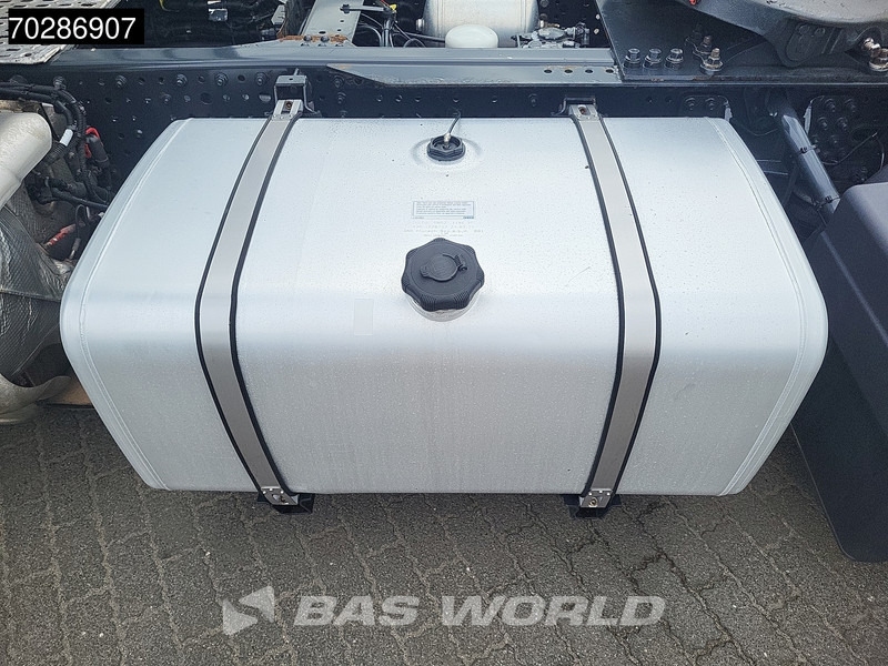 Влекач Iveco S-Way 480 4X2 Mega Retarder Standklima 2xTanks Navi ACC LED Euro 6: снимка 11