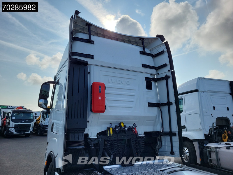 Iveco S-Way 490 4X2 Retarder Standklima 2xTanks Navi ACC LED Euro 6 - Влекач: снимка 5 Iveco S-Way 490 4X2 Retarder Standklima 2xTanks Navi ACC LED Euro 6 - Влекач: снимка 5