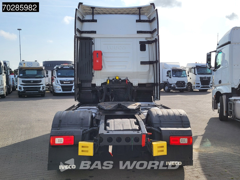 Iveco S-Way 490 4X2 Retarder Standklima 2xTanks Navi ACC LED Euro 6 - Влекач: снимка 3 Iveco S-Way 490 4X2 Retarder Standklima 2xTanks Navi ACC LED Euro 6 - Влекач: снимка 3