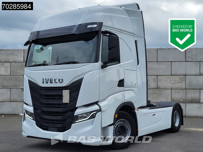 Iveco S-Way 490 4X2 Retarder Standklima 2xTanks Navi ACC LED Euro 6 - Влекач: снимка 1 Iveco S-Way 490 4X2 Retarder Standklima 2xTanks Navi ACC LED Euro 6 - Влекач: снимка 1