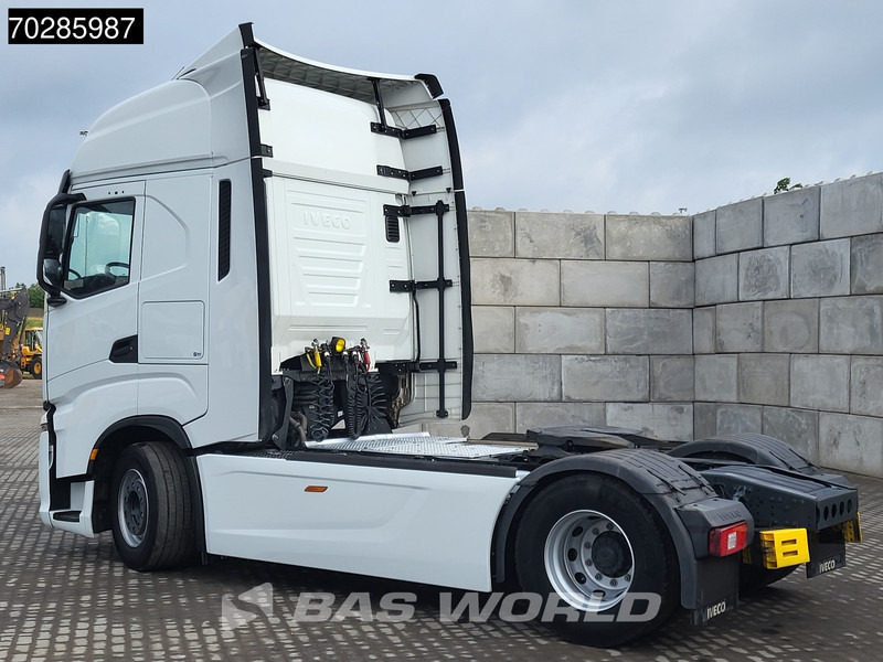 Iveco S-Way 490 4X2 Retarder Standklima 2xTanks Navi - Влекач: снимка 2 Iveco S-Way 490 4X2 Retarder Standklima 2xTanks Navi - Влекач: снимка 2