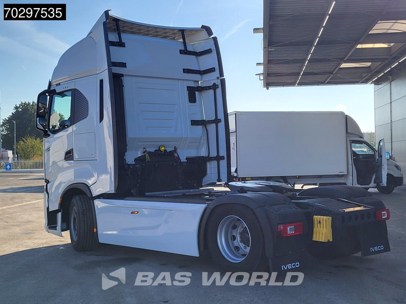 Iveco S-Way 500 4X2 NEW! 2xTanks Standklima ACC LED Euro 6 - Влекач: снимка 2 Iveco S-Way 500 4X2 NEW! 2xTanks Standklima ACC LED Euro 6 - Влекач: снимка 2