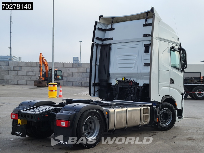 Iveco S-Way 500 4X2 NEW MY24! 2x Tanks Standklima ACC LED Euro 6 - Влекач: снимка 5 Iveco S-Way 500 4X2 NEW MY24! 2x Tanks Standklima ACC LED Euro 6 - Влекач: снимка 5