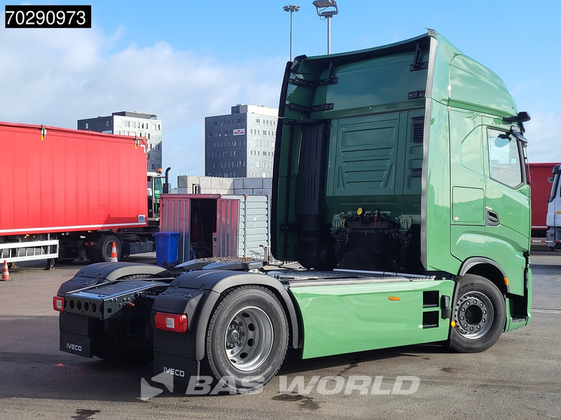 Iveco S-Way 500 S-Way 4X2 NEW! Retarder 2xTanks ACC Standklima LED Euro 6 - Влекач: снимка 5 Iveco S-Way 500 S-Way 4X2 NEW! Retarder 2xTanks ACC Standklima LED Euro 6 - Влекач: снимка 5