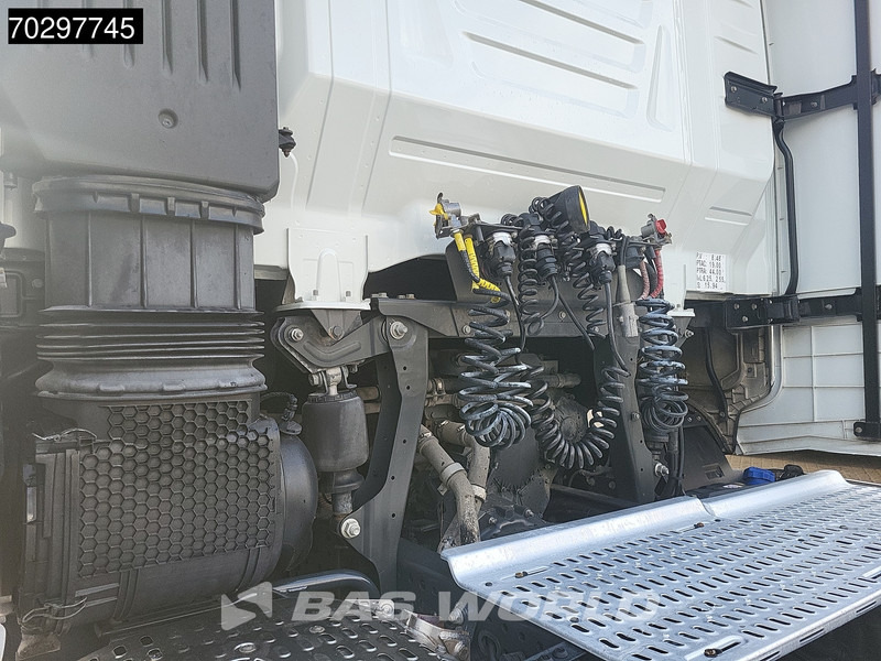 Iveco S-Way 510 4X2 Retarder 2xTanks ACC Euro 6 - Влекач: снимка 5 Iveco S-Way 510 4X2 Retarder 2xTanks ACC Euro 6 - Влекач: снимка 5