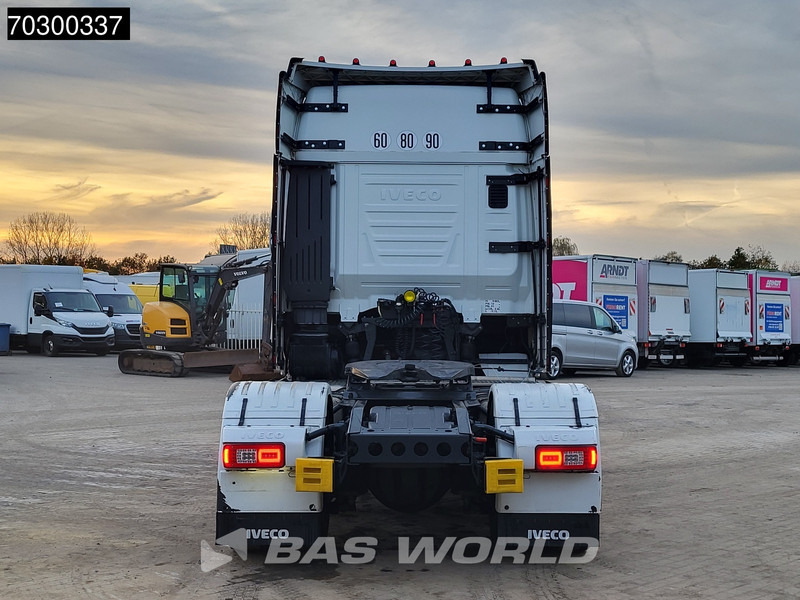 Iveco S-Way 510 S-Way 4X2 Retarder 2x Tanks Full-Air - Влекач: снимка 3 Iveco S-Way 510 S-Way 4X2 Retarder 2x Tanks Full-Air - Влекач: снимка 3