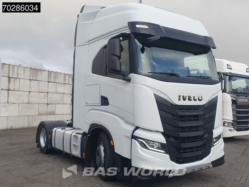 Iveco S-Way 510 S-Way 4X2 Retarder ACC Navi Standklima Euro 6 - Влекач: снимка 3 Iveco S-Way 510 S-Way 4X2 Retarder ACC Navi Standklima Euro 6 - Влекач: снимка 3