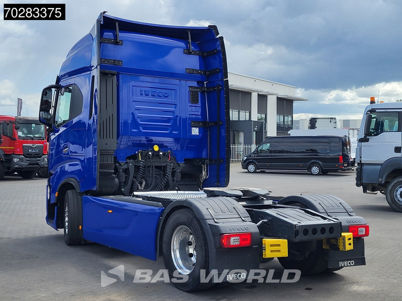Iveco S-Way 530 4X2 Retarder Standklima ACC Navi Alcoa's - Влекач: снимка 2 Iveco S-Way 530 4X2 Retarder Standklima ACC Navi Alcoa's - Влекач: снимка 2