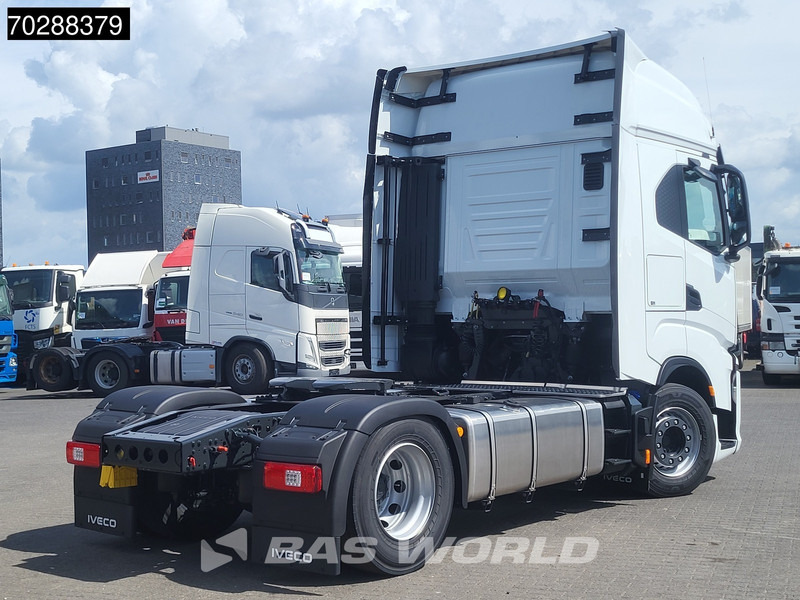 Iveco S-Way 580 4X2 NEW! 2x Tanks Navi ACC Standklima - Влекач: снимка 5 Iveco S-Way 580 4X2 NEW! 2x Tanks Navi ACC Standklima - Влекач: снимка 5