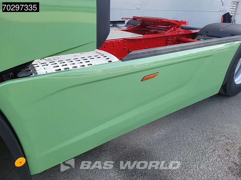 Нови Влекач Iveco S-Way 580 4X2 NEW! Electric Steering Standklima Navi ACC LED Euro 6: снимка 13