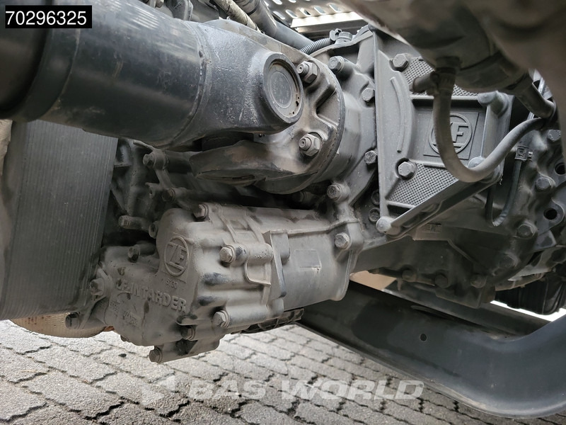 Влекач Iveco S-Way S-Way 4X2 LNG Retarder 2X Tanks: снимка 8 Влекач Iveco S-Way S-Way 4X2 LNG Retarder 2X Tanks: снимка 8