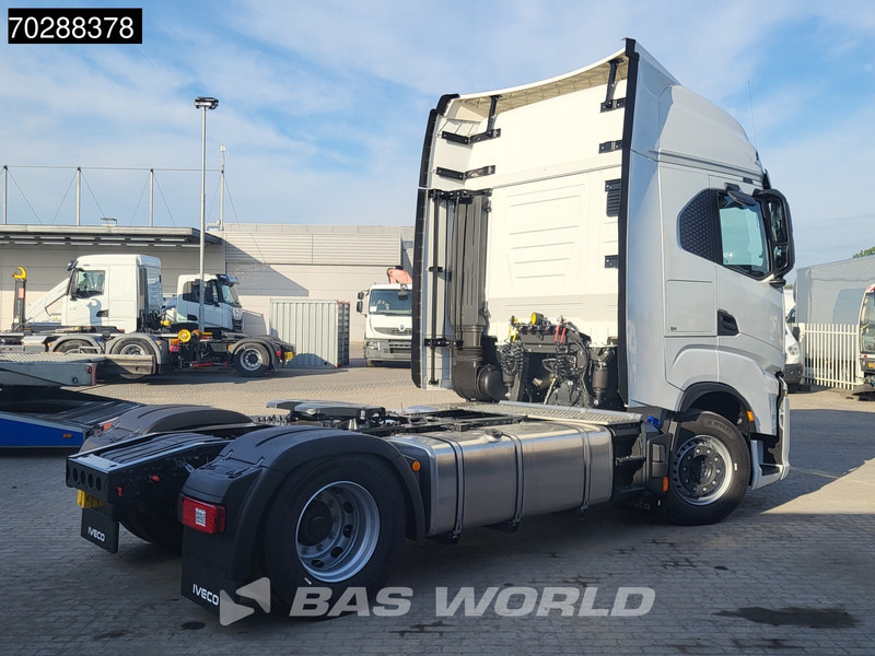 Iveco S-way 580 4X2 NEW! 2x Tanks Navi ACC Standklima - Влекач: снимка 3 Iveco S-way 580 4X2 NEW! 2x Tanks Navi ACC Standklima - Влекач: снимка 3