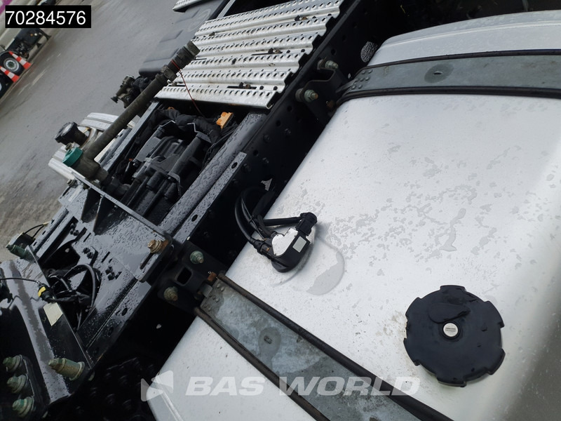 Влекач MAN TGS 22.510 4X4 Allrad! Big-Axle Hydraulik Drumbrakes Navi: снимка 13