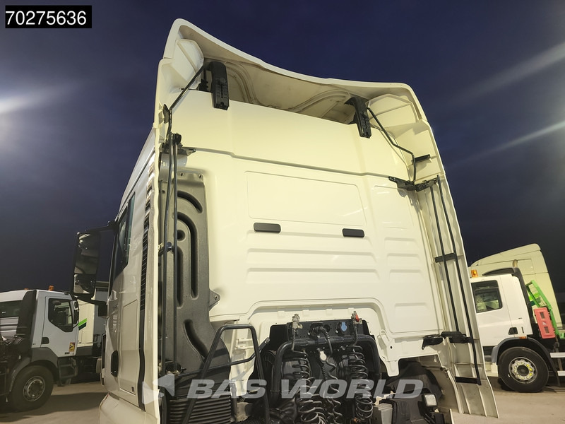 MAN TGX 18.460 4X2 XLX Retarder 2x Tanks Navi - Влекач: снимка 3 MAN TGX 18.460 4X2 XLX Retarder 2x Tanks Navi - Влекач: снимка 3