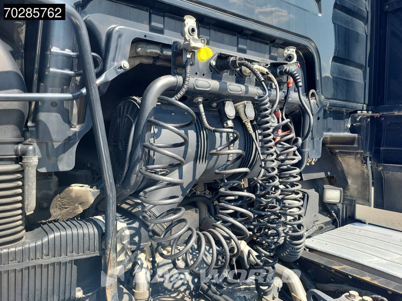 MAN TGX 18.460 4X2 XXL Mega Retarder 2xTanks Standklima Euro 6 - Влекач: снимка 5 MAN TGX 18.460 4X2 XXL Mega Retarder 2xTanks Standklima Euro 6 - Влекач: снимка 5