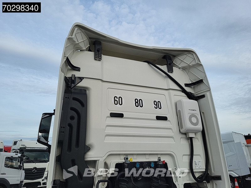 MAN TGX 18.470 4X2 GM Retarder 2xTanks Standklima Euro 6 - Влекач: снимка 5 MAN TGX 18.470 4X2 GM Retarder 2xTanks Standklima Euro 6 - Влекач: снимка 5