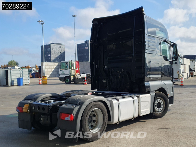 Влекач MAN TGX 18.470 4X2 XXL Retarder 2x Tanks Euro 6: снимка 6