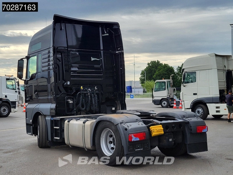 MAN TGX 18.470 4X2 XXL Retarder 2x Tanks Standklima ACC Navi Euro 6 - Влекач: снимка 2 MAN TGX 18.470 4X2 XXL Retarder 2x Tanks Standklima ACC Navi Euro 6 - Влекач: снимка 2