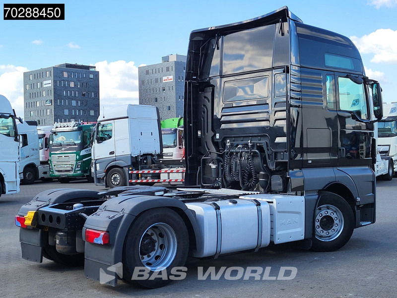 MAN TGX 18.470 4X2 XXL Retarder 2x Tanks Standklima ACC Navi - Влекач: снимка 5 MAN TGX 18.470 4X2 XXL Retarder 2x Tanks Standklima ACC Navi - Влекач: снимка 5