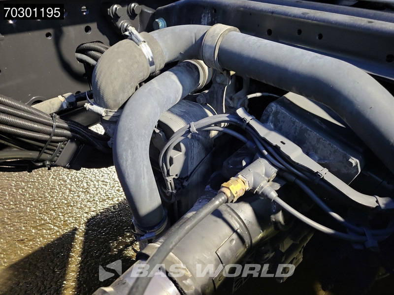 Влекач MAN TGX 18.500 4X2 XLX Retarder 2xTanks: снимка 9