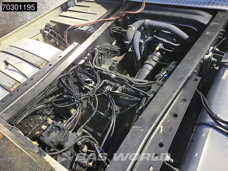 Влекач MAN TGX 18.500 4X2 XLX Retarder 2xTanks: снимка 7