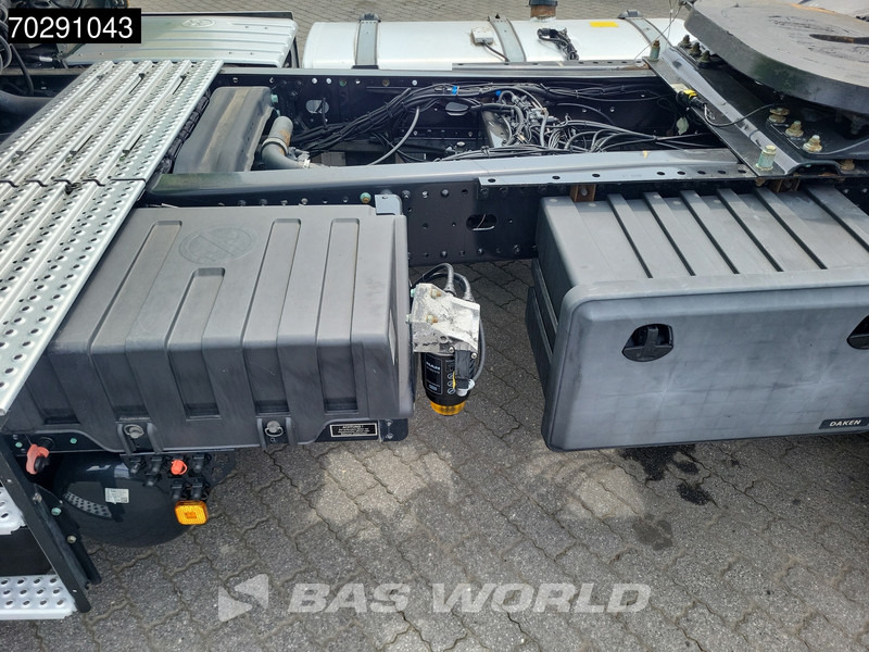 Влекач MAN TGX 18.500 4X2 XLX Retarder ACC Euro 6: снимка 13