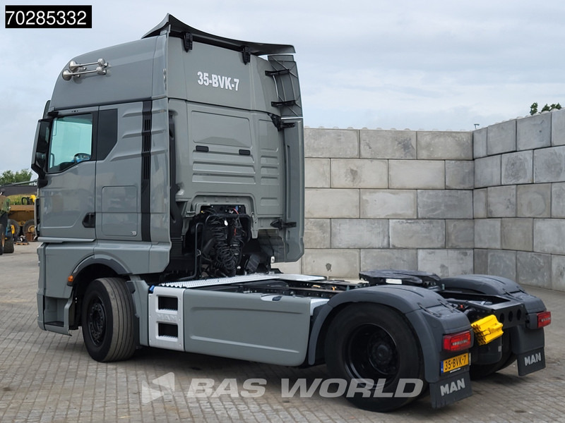 MAN TGX 18.510 4X2 GX Retarder 2x Tanks Standklima ACC Euro 6 - Влекач: снимка 2 MAN TGX 18.510 4X2 GX Retarder 2x Tanks Standklima ACC Euro 6 - Влекач: снимка 2