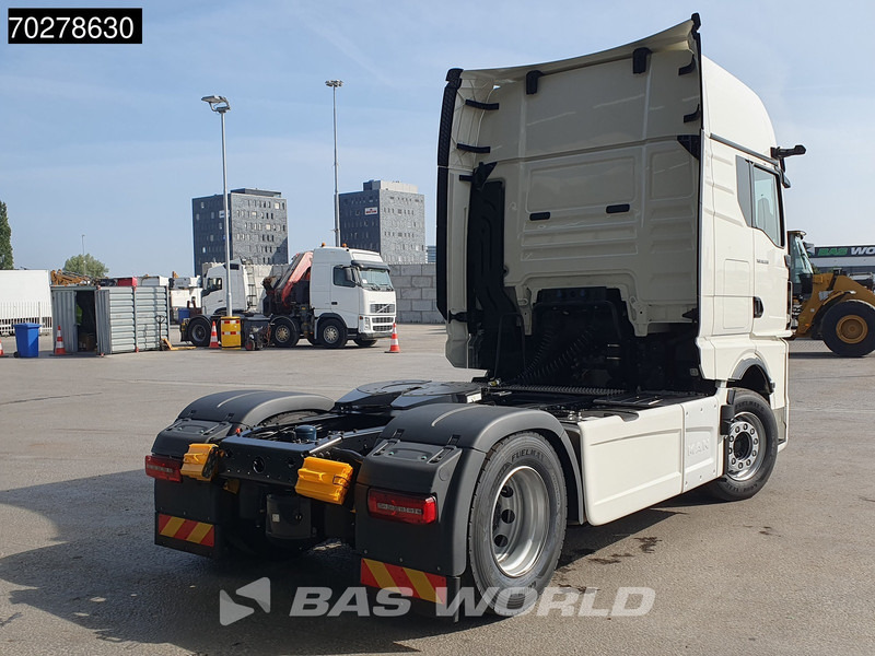 MAN TGX 18.520 4X2 GX Retarder 2xTanks MirrorCam Standklima ACC Navi LED Nieuw! - Влекач: снимка 5 MAN TGX 18.520 4X2 GX Retarder 2xTanks MirrorCam Standklima ACC Navi LED Nieuw! - Влекач: снимка 5