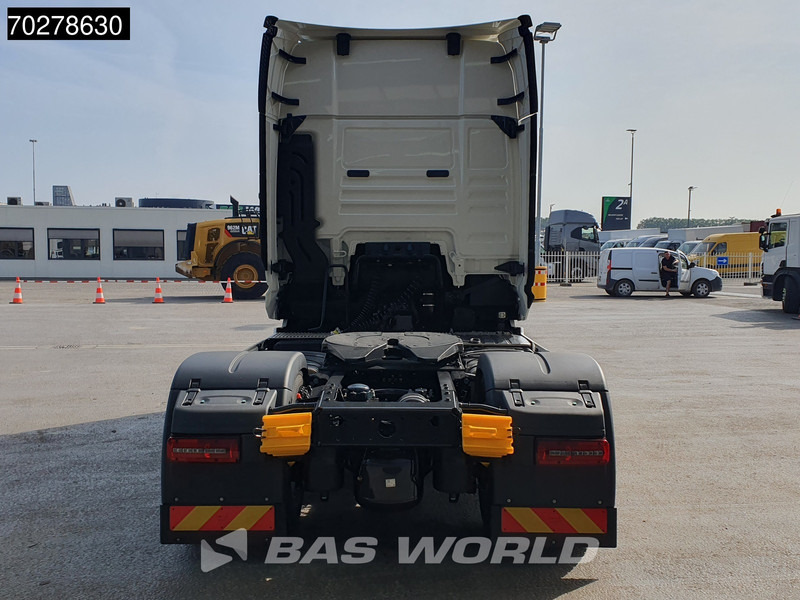 Нови Влекач MAN TGX 18.520 4X2 NEW! GX Retarder 2x Tanks Standklima MirrorCam Navi LED: снимка 11