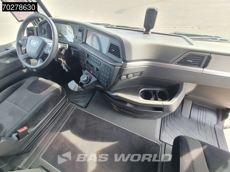 Нови Влекач MAN TGX 18.520 4X2 NEW! GX Retarder 2x Tanks Standklima MirrorCam Navi LED: снимка 19
