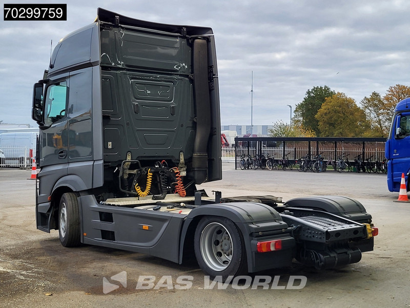 Mercedes-Benz Actros 1842 4X2 Mega GigaSpace Retarder 2xTanks ACC Euro 6 - Влекач: снимка 2 Mercedes-Benz Actros 1842 4X2 Mega GigaSpace Retarder 2xTanks ACC Euro 6 - Влекач: снимка 2