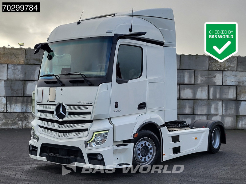 Mercedes-Benz Actros 1842 4X2 StreamSpace Mega Retarder MirrorCam 2xTanks Navi ACC Euro 6 - Влекач: снимка 1 Mercedes-Benz Actros 1842 4X2 StreamSpace Mega Retarder MirrorCam 2xTanks Navi ACC Euro 6 - Влекач: снимка 1