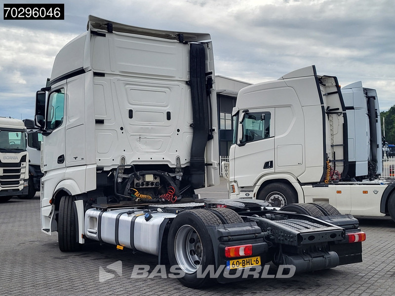 Mercedes-Benz Actros 1842 Actros 4X2 GigaSpace NL-Truck Mega 2xTanks ACC Standklima Euro 6 - Влекач: снимка 2 Mercedes-Benz Actros 1842 Actros 4X2 GigaSpace NL-Truck Mega 2xTanks ACC Standklima Euro 6 - Влекач: снимка 2