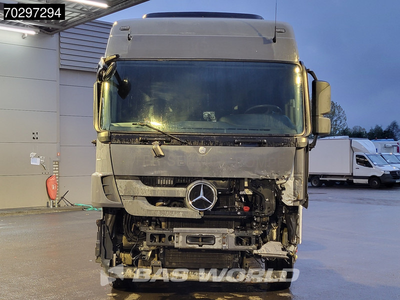 Mercedes-Benz Actros 1844 4X2 ENIGNE RUNNING! MP3 Retarder Euro 5 - Влекач: снимка 5 Mercedes-Benz Actros 1844 4X2 ENIGNE RUNNING! MP3 Retarder Euro 5 - Влекач: снимка 5