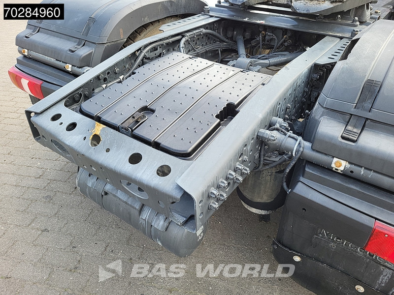 Влекач Mercedes-Benz Actros 1845 4X2 ClassicSpace Retarder Euro 6: снимка 15