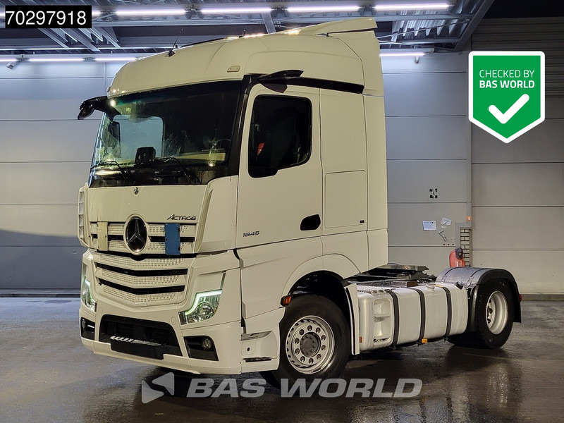 Mercedes-Benz Actros 1845 4X2 StreamSpace 2xTanks Standklima Navi Euro 6 - Влекач: снимка 1 Mercedes-Benz Actros 1845 4X2 StreamSpace 2xTanks Standklima Navi Euro 6 - Влекач: снимка 1