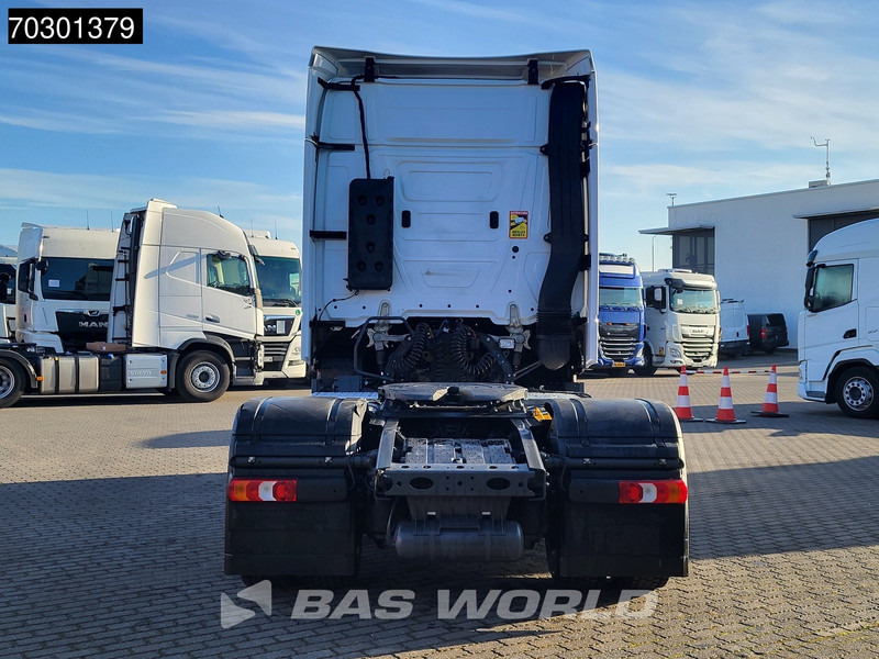 Mercedes-Benz Actros 1845 Actros 4X2 BigSpace 2x Tanks - Влекач: снимка 3 Mercedes-Benz Actros 1845 Actros 4X2 BigSpace 2x Tanks - Влекач: снимка 3