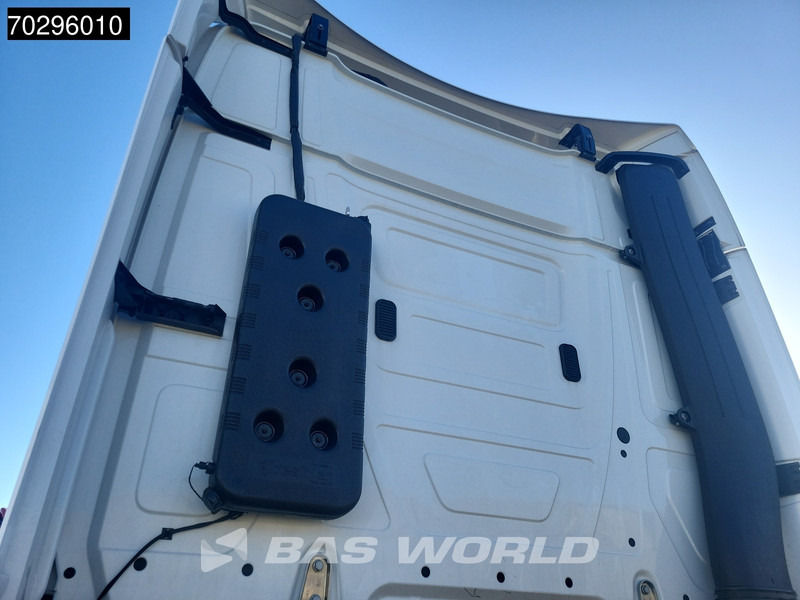 Mercedes-Benz Actros 1845 Actros 4X2 BigSpace 2xTanks Standklima Mirror Cam Euro 6 - Влекач: снимка 5 Mercedes-Benz Actros 1845 Actros 4X2 BigSpace 2xTanks Standklima Mirror Cam Euro 6 - Влекач: снимка 5